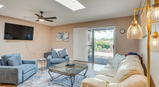 Quiet Townhome w/ Mountain Views in Green Valley, Boek Hotel Green Valley Arizona