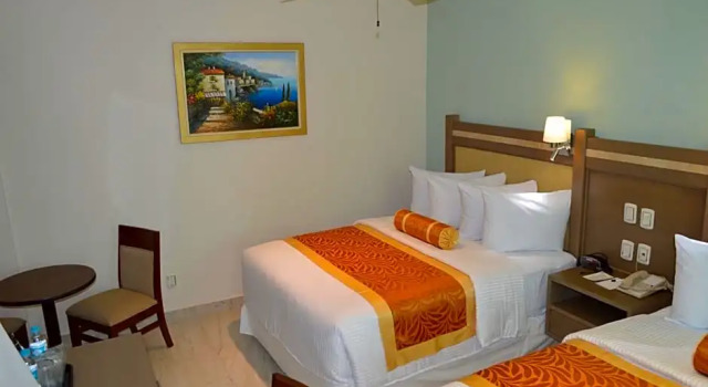 Четырёхместный номер Deluxe Resort Mision del Mar