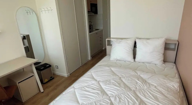 c, Rezervovat Hotel Huningue Haut-Rhin