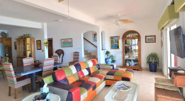 Caribbean Chic ocean front home 3 min to beach