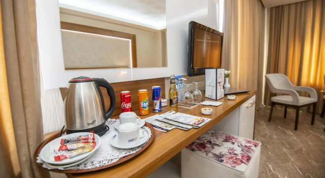 Cakmak Marble Hotel