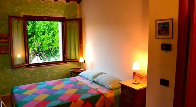 B&B Le Tamerici, Boek Bed and Breakfast Hotels in Mondavio met parkeren, Parkeren