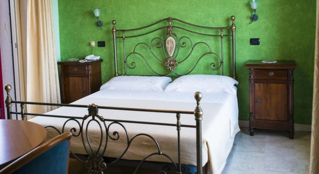 Hotel Nizza, Book Hotel Hotels in Sicily with Parking, Parking