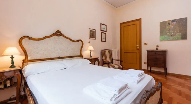 Battistello Caracciolo - Bh29, Buchen Sie Hotel Neapel Kampanien