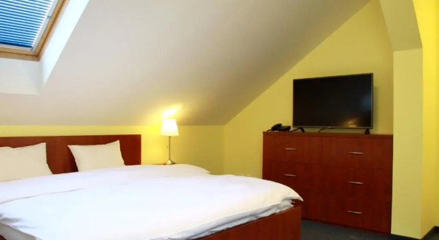 Полулюкс Hotel Vera