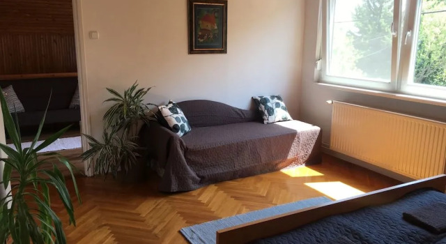 Mella Holiday House