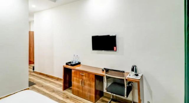 Люкс Super Collection O Toll Plaza Kherki Daula Manesar Formerly Hotel Sky