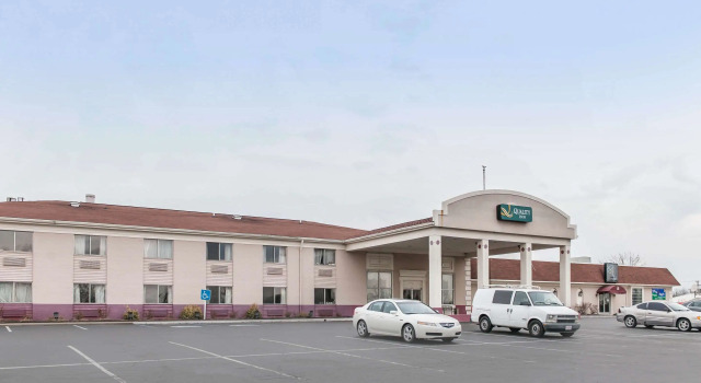 Quality Inn Scottsburg, Boek Hotel Hotels in Indiana met ontbijt, Ontbijt