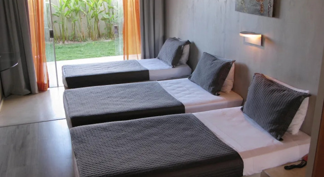 Cocoon Hotel & Lounge