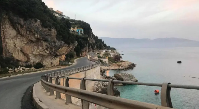 2 Bed Apt Sleeps 6 -balcony - 5-mins From Seaside
