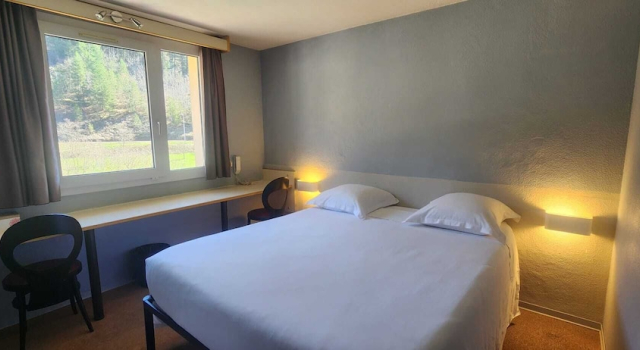 Hotel Le Pont Neuf, Prenota Hotel Hotel a Alvernia con parcheggio, Parcheggio
