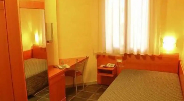 Одноместный номер Standard Hotel Blue Roses