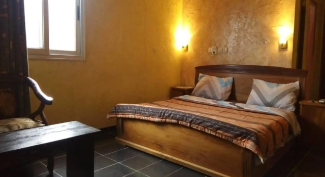 Cocody Guesthouse Galerie, Boek Hotel Cocody 