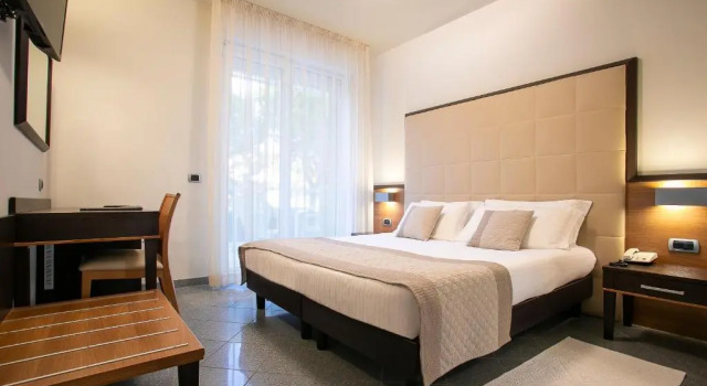 Двухместный номер Standard с балконом Park Hotel Ermitage Resort & Spa