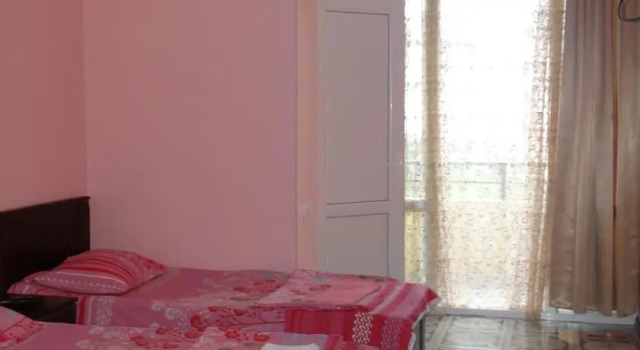 Гостевой Дом Нини, Book Hotel Batumi 