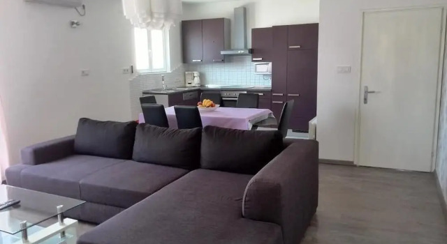 Guesthouse Raffaello, Buchen Sie Ferienwohnung Kampor Insel Rab