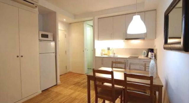 Borne Building Apartamentos, Забронировать Апартаменты/квартира Барселона провинция Барселона, рядом с Приход Св. Августина
