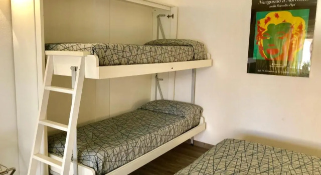 Четырёхместный номер Standard с видом на сад Hotel Sabrina