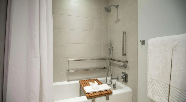 Двухместный номер Hearing Accessible с видом на город Canopy By Hilton Dallas Uptown