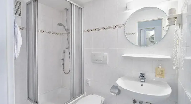 Одноместный номер Standard с балконом Alfa City Centre