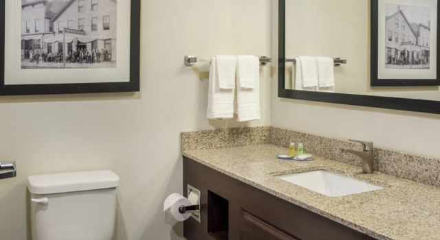 Двухместный люкс Cobblestone Inn and Suites - Ashland