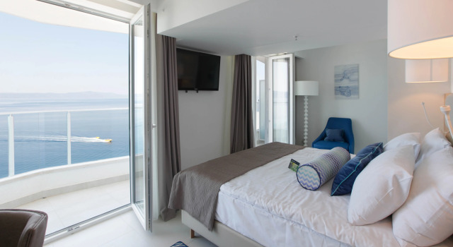 TUI BLUE Adriatic Beach, Забронировать Отель Отели Живогошче Блато с бассейном, Бассейн
