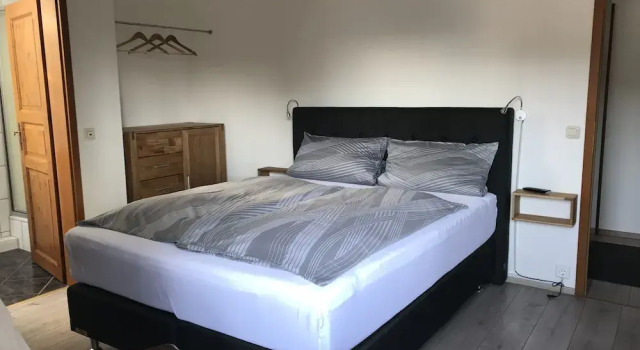 Апартаменты Landhotel Linden am Venekotensee