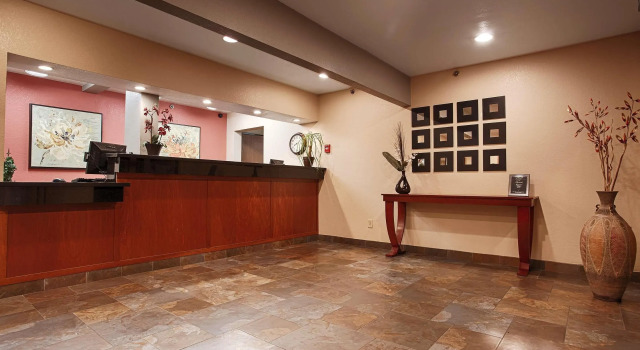 Best Western Plus Altoona Inn, Prenota Hotel Hotel a Iowa con piscina, Piscina