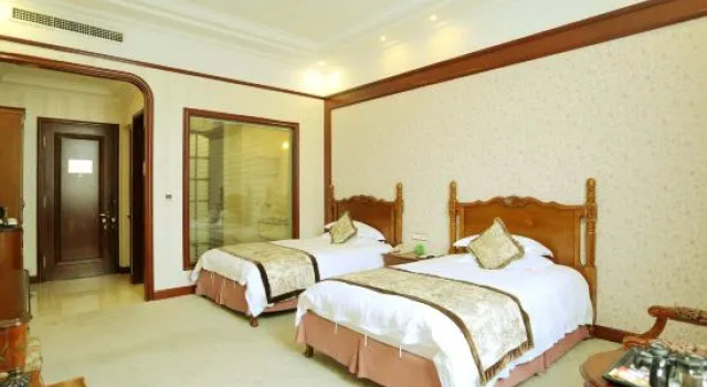 Номер Deluxe Treasure Island Hotel