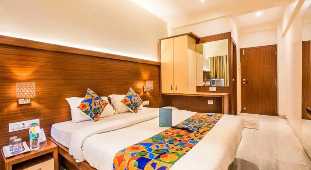 Номер Executive FabHotel Spring Inn - Nr Borivali Station