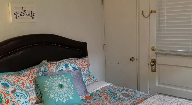 Historic House Walk Downtown, Book Hotel Klamath Falls Oregon