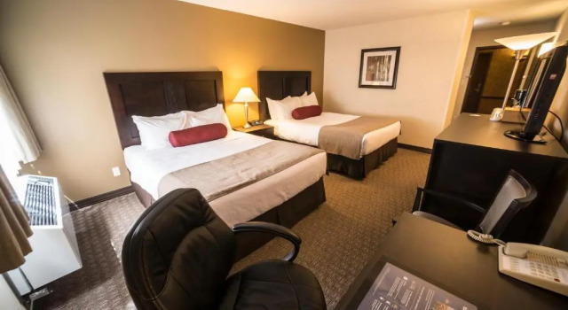 Четырёхместный номер Deluxe Best Western Plus Baker Street Inn