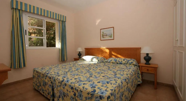 Апартаменты c 1 комнатой Apartamentos Jardín del Conde
