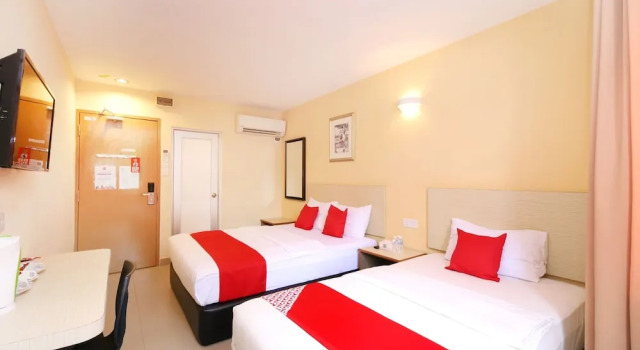 Люкс Superior Super OYO 635 Seven Days Hotel