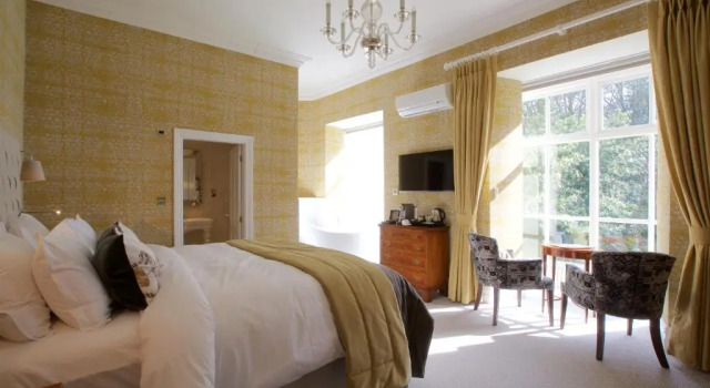 Номер Standard Storrs Hall Hotel on the shore of Lake Windermere