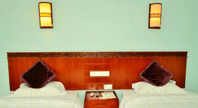 Sanya Jiulixiang Business Hotel, Book Hotel Sanya Hainan
