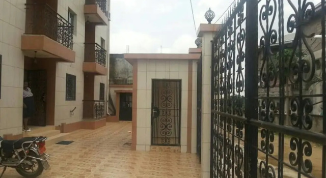 Queen's Residence, Reservar Hotel Douala Wouri