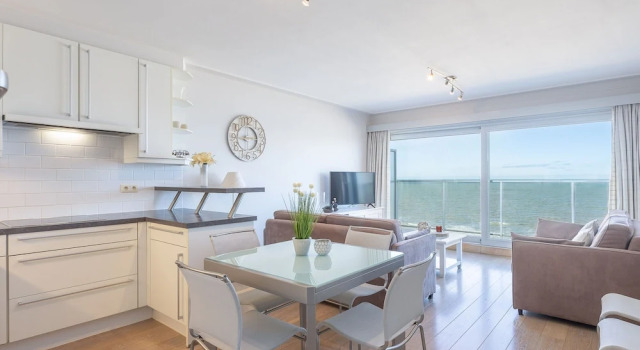 Studio With Terrace and sea View, Забронировать Отель Отели Западной Фландрия 3 звезды, 3*