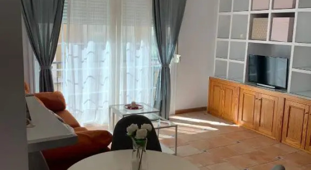 Piso en 2º línea de playa Los Boliches, Забронировать Апартаменты/квартира Апартаменты Фуэнхирола, рядом с Salon Varietes Theatre, Апартаменты/квартира