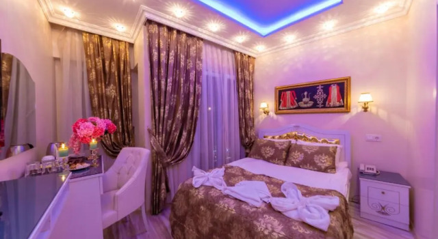 Двухместный номер Standard с балконом Charm Hotel