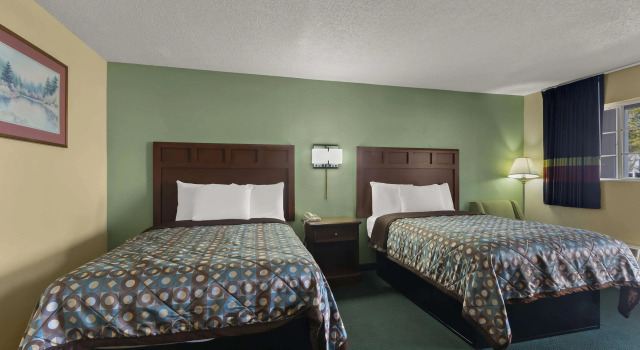 Четырёхместный номер Standard Americas Best Value Inn Edenton