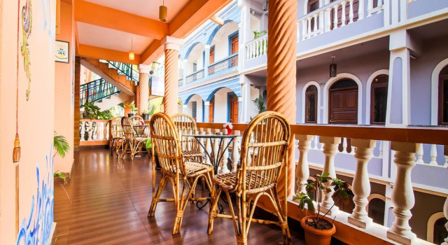 OYO 9296 Sea Asta 1, Prenota Hotel Baga 