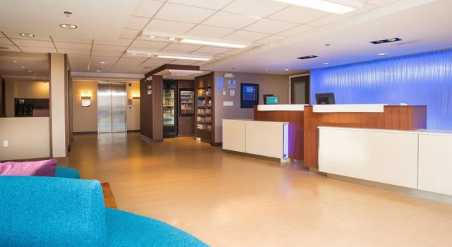 Fairfield Inn & Suites Raynham Middleborough/Plymouth, Book Hotel Middleborough Massachusetts