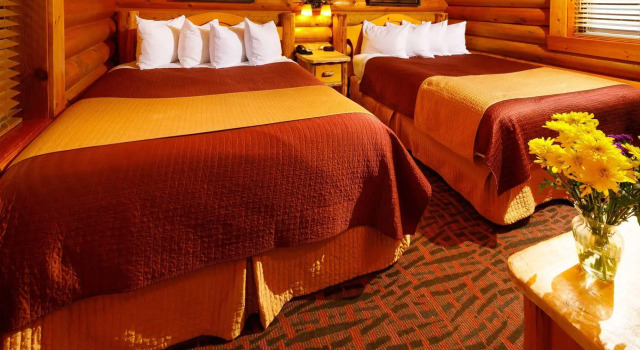Elk Country Inn