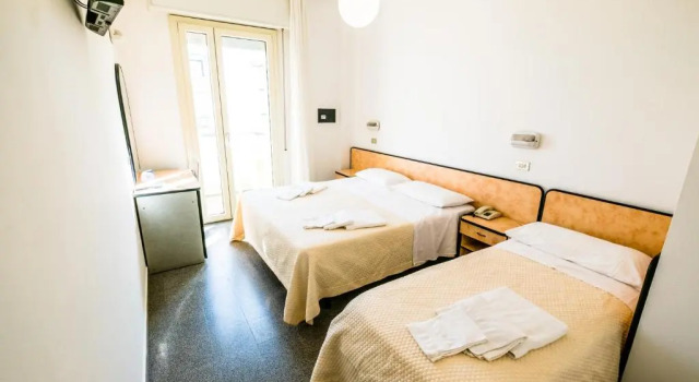 Трёхместный номер Standard Hotel Saint Louis