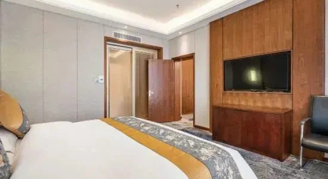 Двухместный люкс Business Jindou International Hotel