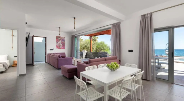 Вилла с видом на море Southrock Villas