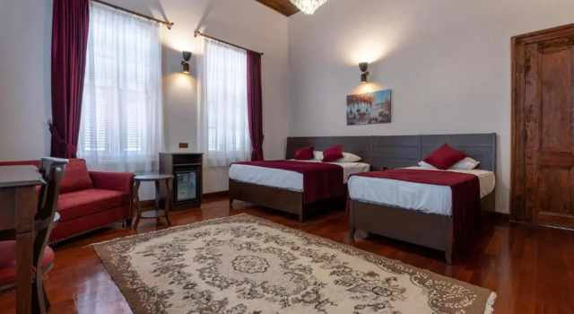 Трёхместный номер Deluxe Giges King Hotel