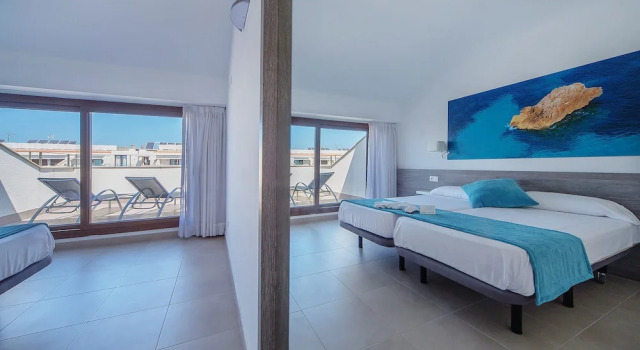 Номер Standard Дуплекс с 3 комнатами Caprice Skyline Aparthotel