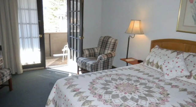 Beech Mountain Inns